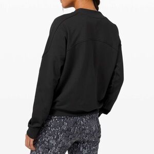 Black Lululemon Crewneck Size 4
